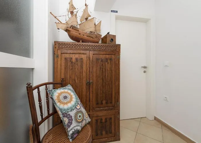 With Parking Space - 23153 Lägenhet *